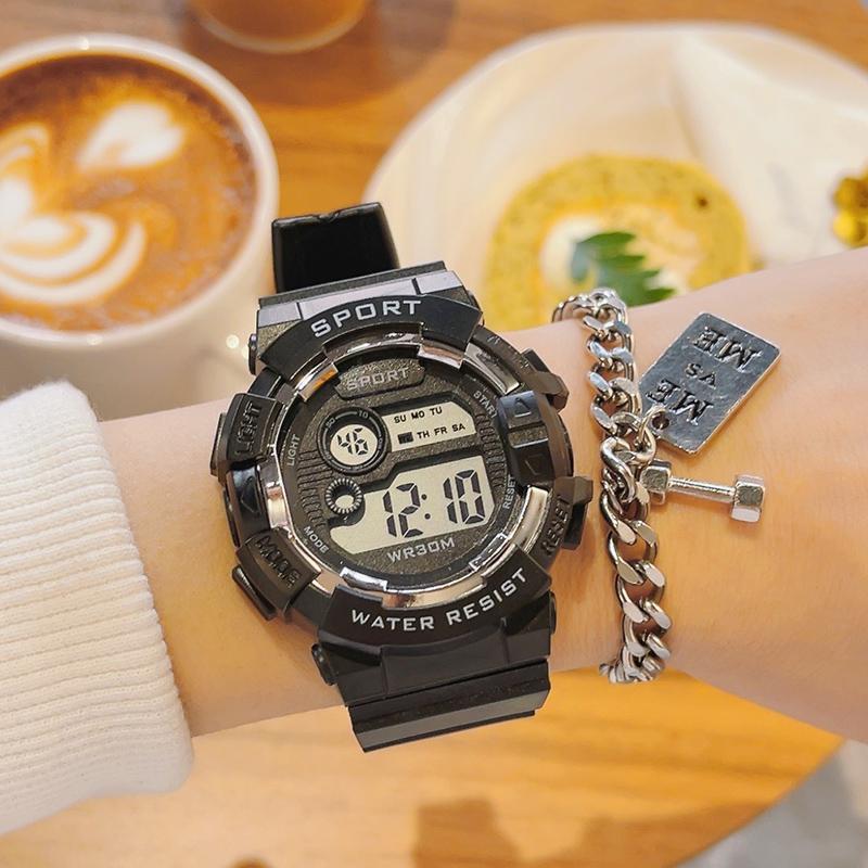 Men Women Digital Watches with - огляд і ціна Women Fashion Week 2026