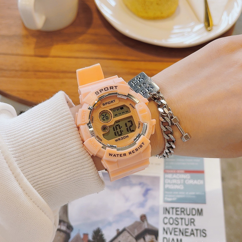 Men Women Digital Watches with - огляд і ціна Women Fashion Week 2026