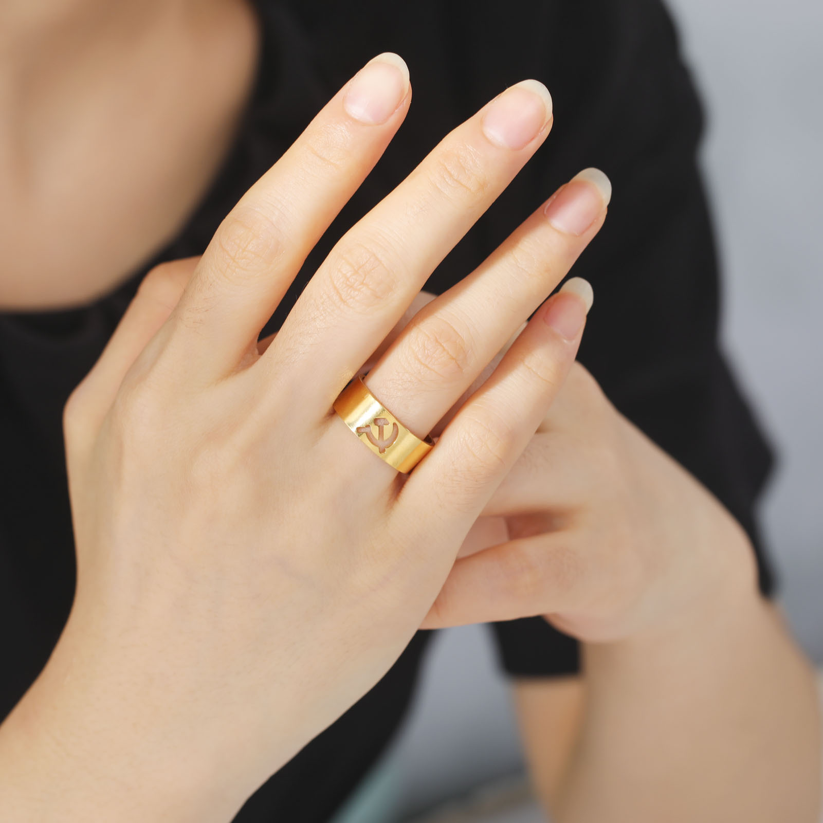 Soviet Hammer Sickle Finger Ri - огляд і ціна Women'S Fashion Revolution